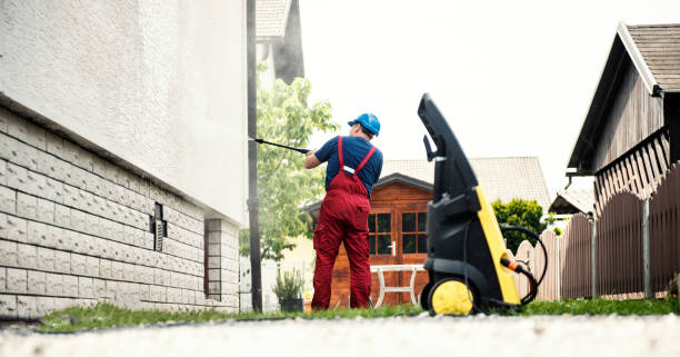 Best Rust Removal  in Burien, WA